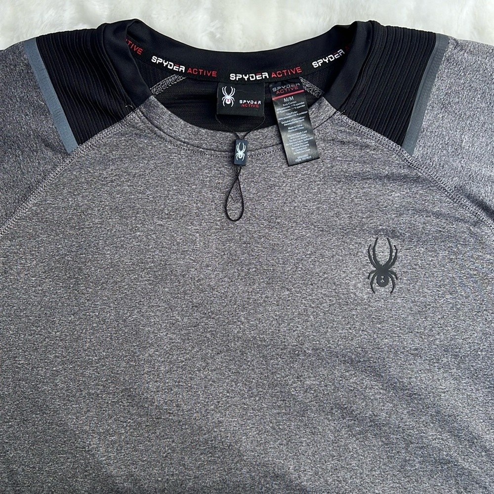 NWOT SPYDER Active Long Sleeve Gray Black Shirt Mens Medium
